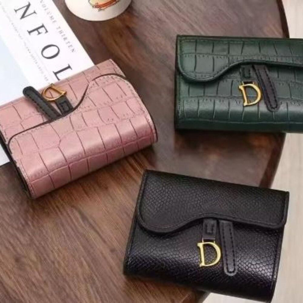 NWT Elegant Croc-Embossed Compact Wallet